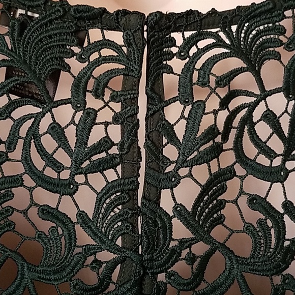 Ann Taylor Factory Hunter Green Crocheted Top - Picture 4 of 6